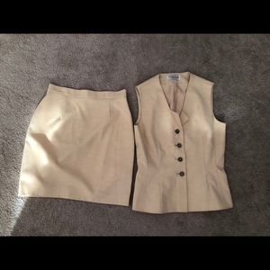 Taiga beige Women skirt and top